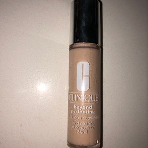 CLINIQUE CONCEALER